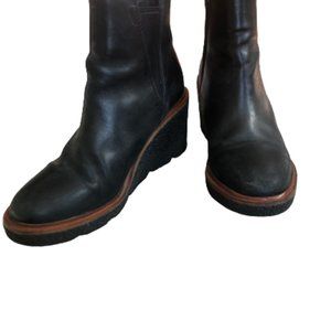 Clarksford top leather Chelsea boot
